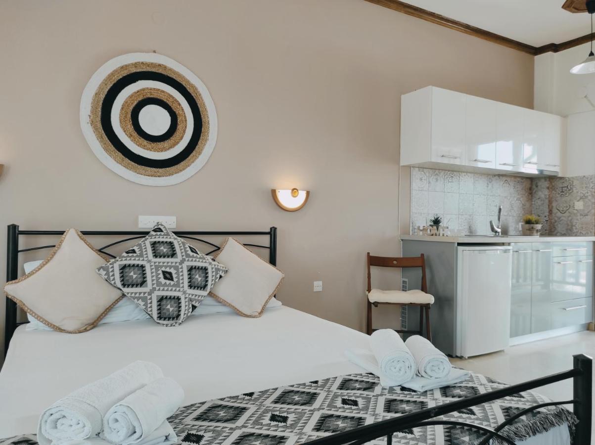 Hotel Alexandra Nea Roda Extérieur photo