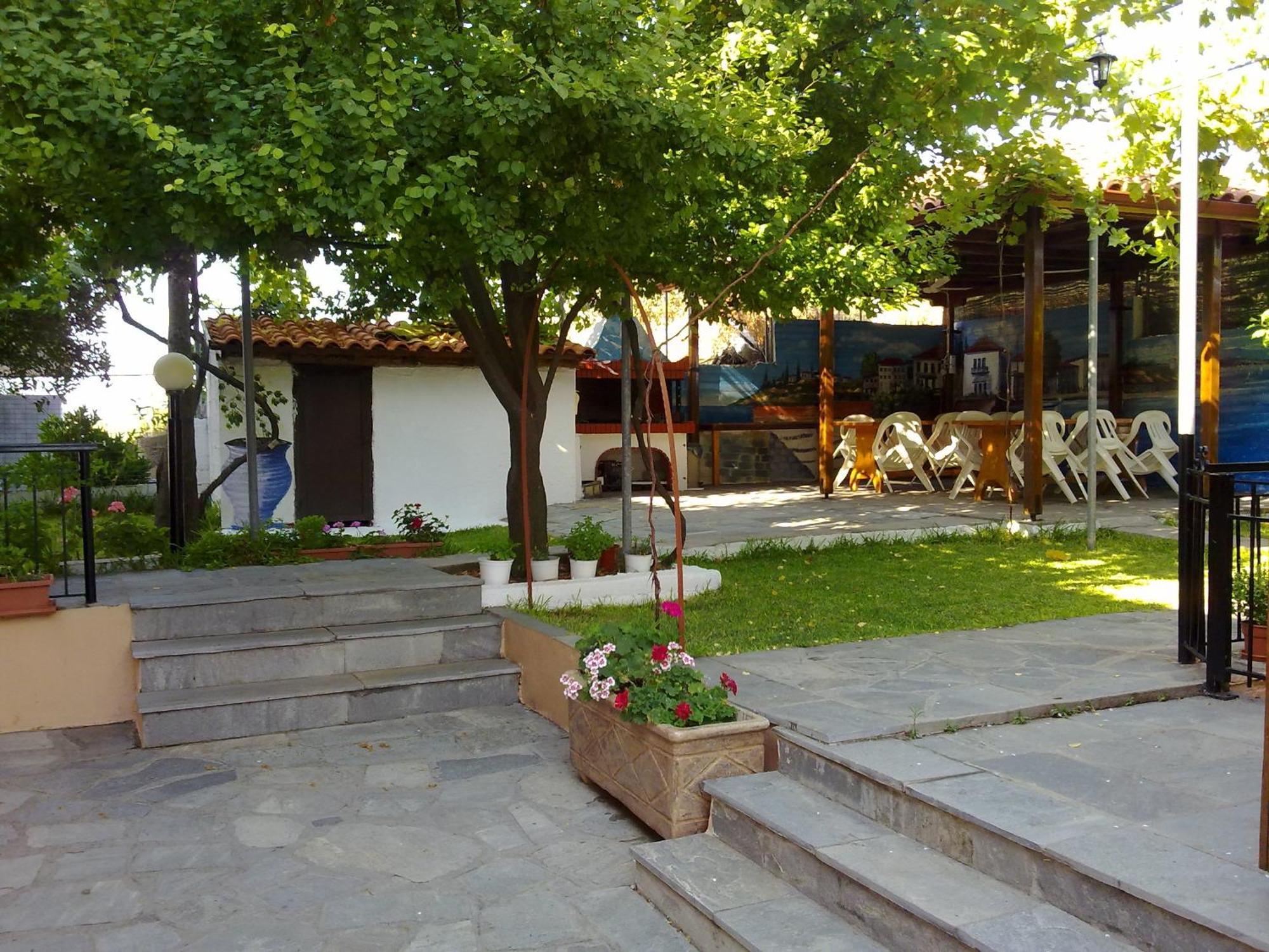 Hotel Alexandra Nea Roda Extérieur photo